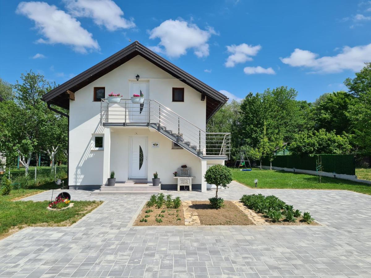 Orhidea Villa Bihać Exteriör bild